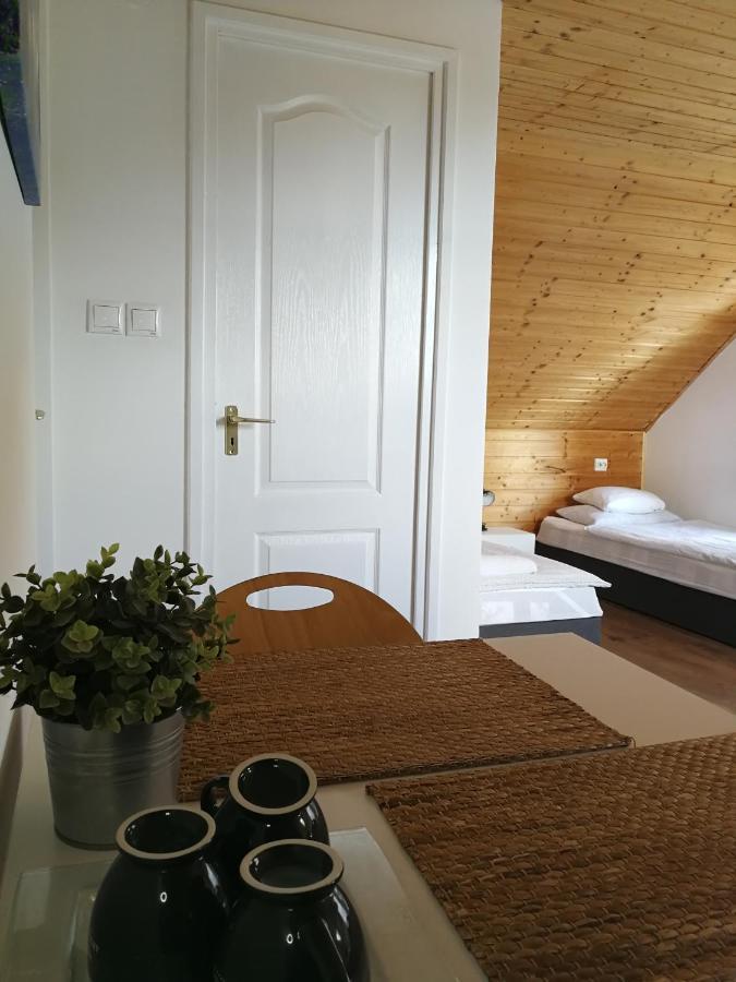 Manoka Guest House Mogyoród Esterno foto