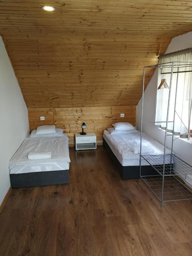 Manoka Guest House Mogyoród Esterno foto